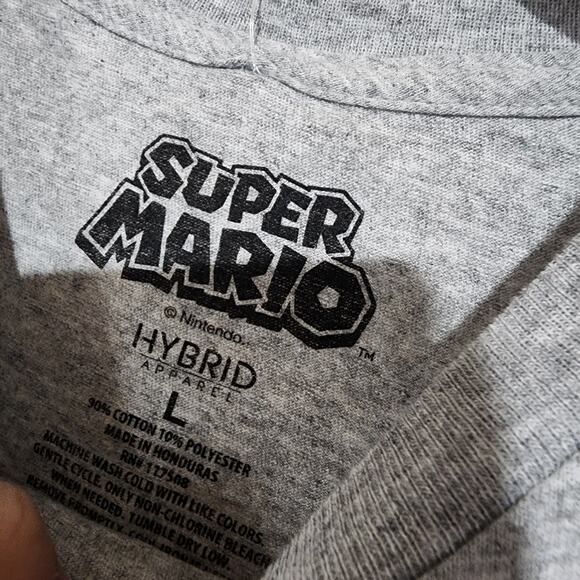 Super Mario and friends Gray shirt kids large - Picture 5 of 6